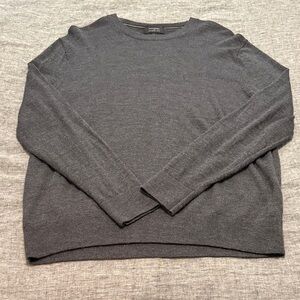 Banana Republic Men’s Charcoal Merino Crewneck Sweater Size Large